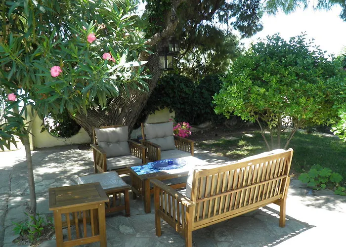 Mina's House Beachfront Nikiti (Sithonia)